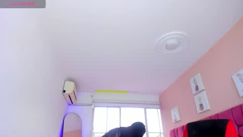 Snapshot of sweet_stacie chatting on 13, 2, 2026 sweet_stacie online show from 13, 2, 2026