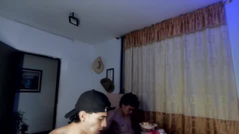 Snapshot of sweet_tippot chatting on 30, 1, 2025 Tippot and Germaine online show from 30, 1, 2025