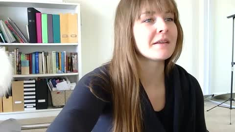 Heidi Brenner - Please check bio for schedule  FAQ online show from 22, 1, 2025