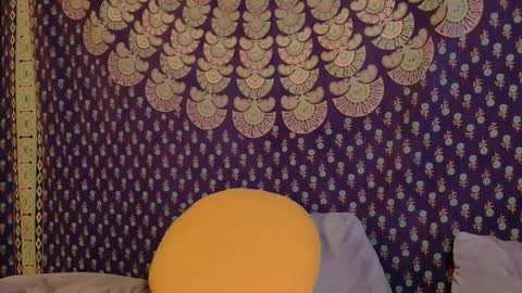 Snapshot of sweet_truffle chatting on 29, 10, 2025 Heidi Brenner - Please check bio for schedule FAQ online show from 29, 10, 2025