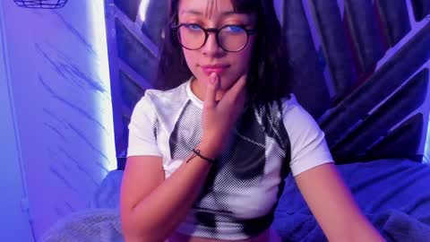 sweet_venus4 online show from 14, 1, 2025