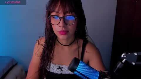 sweet_venus4 online show from 27, 2, 2025
