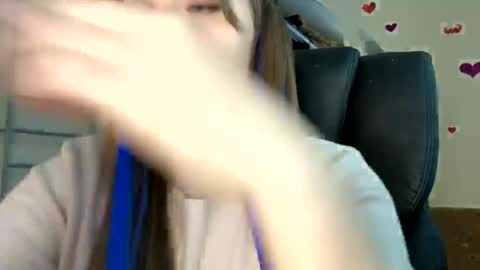 sweetalissa18 online show from 11, 2, 2025