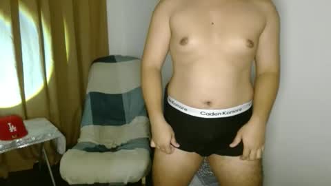 Snapshot of sweetasiangay chatting on 15, 3, 2026 sweetasiangay online show from 15, 3, 2026