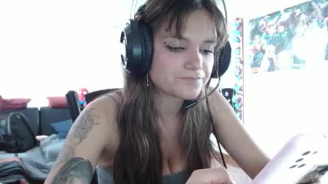 Bella  online show from 22, 9, 2025