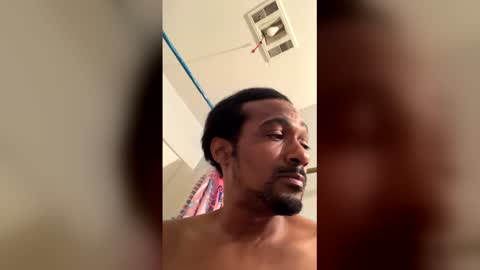 sweetdwillie2025 online show from 19, 12, 2025