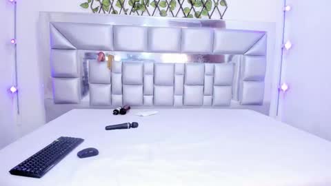 Jimena online show from 24, 2, 2026