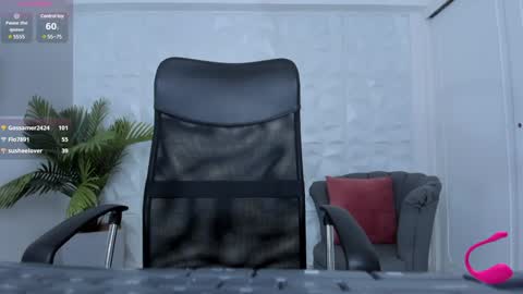 Fabiana online show from 12, 12, 2024