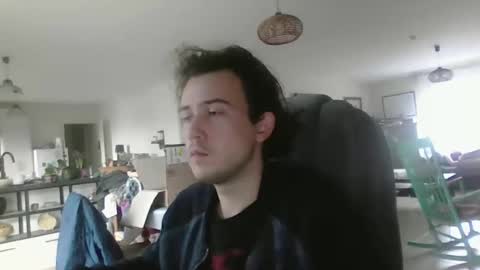 sweetguyss12 online show from 19, 12, 2025