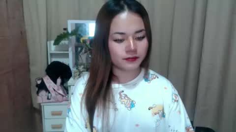 Snapshot of sweethotlove_xoxo chatting on 28, 9, 2025 sweethotlove_xoxo online show from 28, 9, 2025