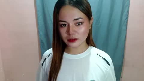 Snapshot of sweethotlove_xoxo chatting on 2, 10, 2025 sweethotlove_xoxo online show from 2, 10, 2025