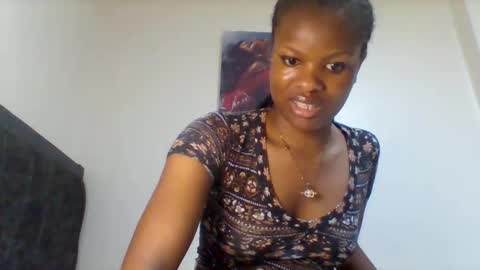 sweetie lee online show from 10, 11, 2025