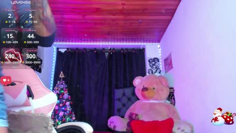   online show from 4, 12, 2024