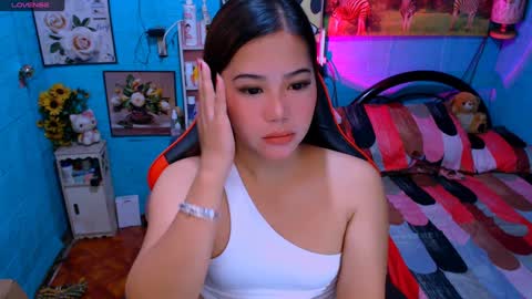 Snapshot of sweetienicole chatting on 25, 2, 2025 Nicole online show from 25, 2, 2025