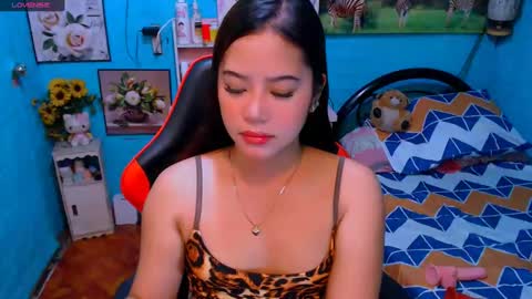 Snapshot of sweetienicole chatting on 7, 3, 2025 Nicole online show from 7, 3, 2025