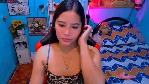 Snapshot of sweetienicole chatting on 12, 3, 2025 Nicole online show from 12, 3, 2025