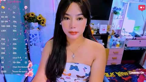 Snapshot of sweetienicole chatting on 25, 11, 2025 Nicole online show from 25, 11, 2025