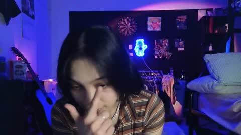 Snapshot of sweetieslikebutter chatting on 10, 2, 2026 Blu Sweets online show from 10, 2, 2026