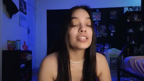 Snapshot of sweetieslikebutter chatting on 17, 2, 2026 Blu Sweets online show from 17, 2, 2026