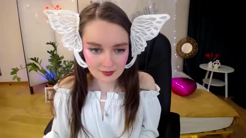 sweetintouch online show from 19, 2, 2025