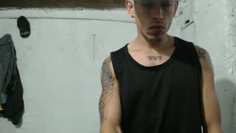 Snapshot of sweetlatinakim chatting on 2, 3, 2026 Camilo online show from 2, 3, 2026