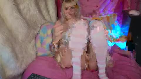 Sweet Laumina online show from 8, 1, 2025