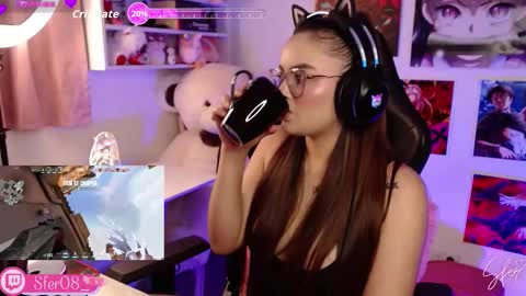 Snapshot of sweetlee_1 chatting on 27, 3, 2026 online show from 27, 3, 2026