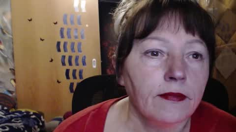 Snapshot of sweetli_angel chatting on 28, 10, 2025 sweetli_angel online show from 28, 10, 2025
