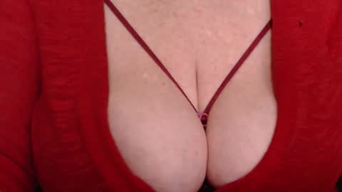 Snapshot of sweetli_angel chatting on 2, 11, 2025 sweetli_angel online show from 2, 11, 2025