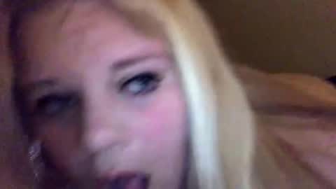 Snapshot of sweetlisa92 chatting on 1, 1, 2025 Lisa  online show from 1, 1, 2025