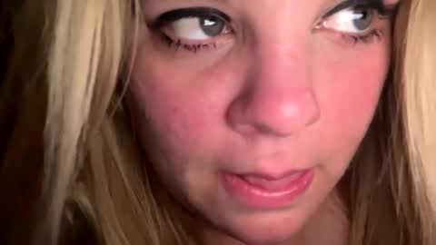 Snapshot of sweetlisa92 chatting on 24, 2, 2025 Lisa  online show from 24, 2, 2025