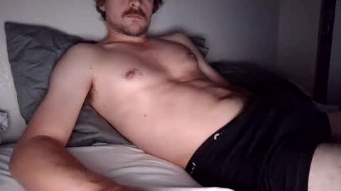 Snapshot of sweetlou22 chatting on 28, 9, 2025 sweetlou22 online show from 28, 9, 2025