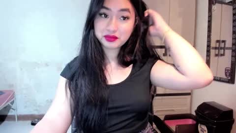 Zoe online show from 8, 3, 2025