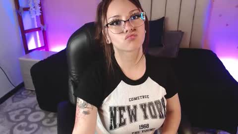 Sweetlu online show from 8, 10, 2025