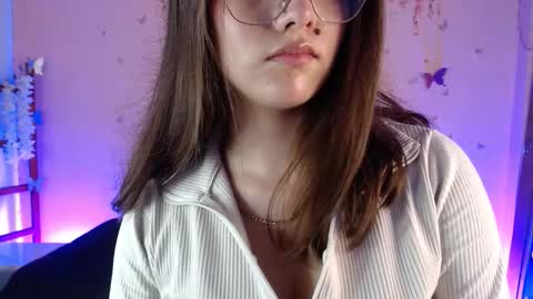 Sweetlu online show from 18, 10, 2025