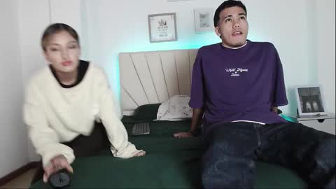 Snapshot of sweetly_twisted10 chatting on 25, 11, 2025 sweetly- wisted10 online show from 25, 11, 2025