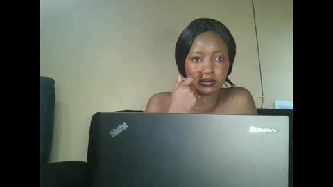 sweetmama06 online show from 29, 10, 2025