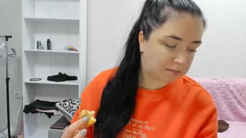 Snapshot of sweetmarylove chatting on 5, 12, 2024 sweetmarylove online show from 5, 12, 2024