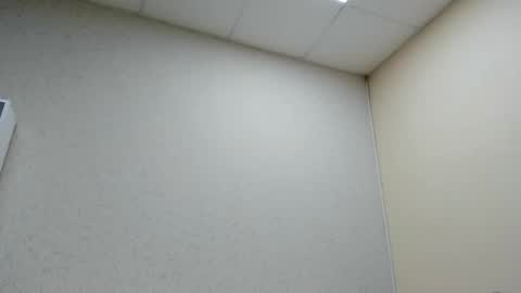 Snapshot of sweetmarylove chatting on 18, 10, 2025 sweetmarylove online show from 18, 10, 2025