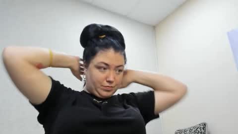 Snapshot of sweetmarylove chatting on 19, 10, 2025 sweetmarylove online show from 19, 10, 2025