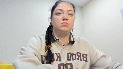 Snapshot of sweetmarylove chatting on 27, 10, 2025 sweetmarylove online show from 27, 10, 2025