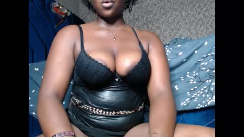 sweetnectarx online show from 29, 9, 2025