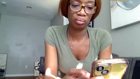 Snapshot of sweetness_cool chatting on 1, 10, 2025 sweetness_cool online show from 1, 10, 2025