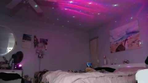 April online show from 15, 1, 2025