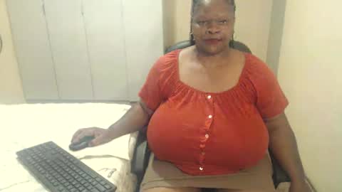 sweetnoziexxx online show from 12, 1, 2025