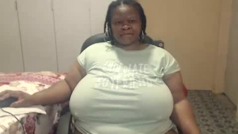 Snapshot of sweetnoziexxx chatting on 23, 11, 2025 sweetnoziexxx online show from 23, 11, 2025