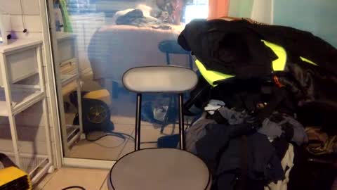 WeAim2PZzz online show from 2, 3, 2025