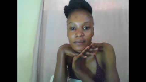 ESTHER online show from 22, 1, 2025
