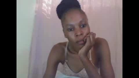 ESTHER online show from 24, 1, 2025