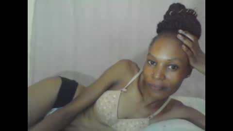 ESTHER online show from 26, 1, 2025